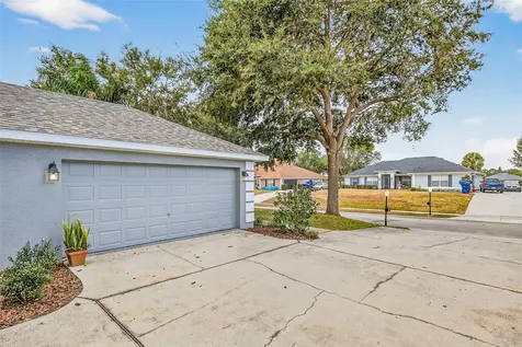 36700 Oconee Avenue Eustis FL 32736