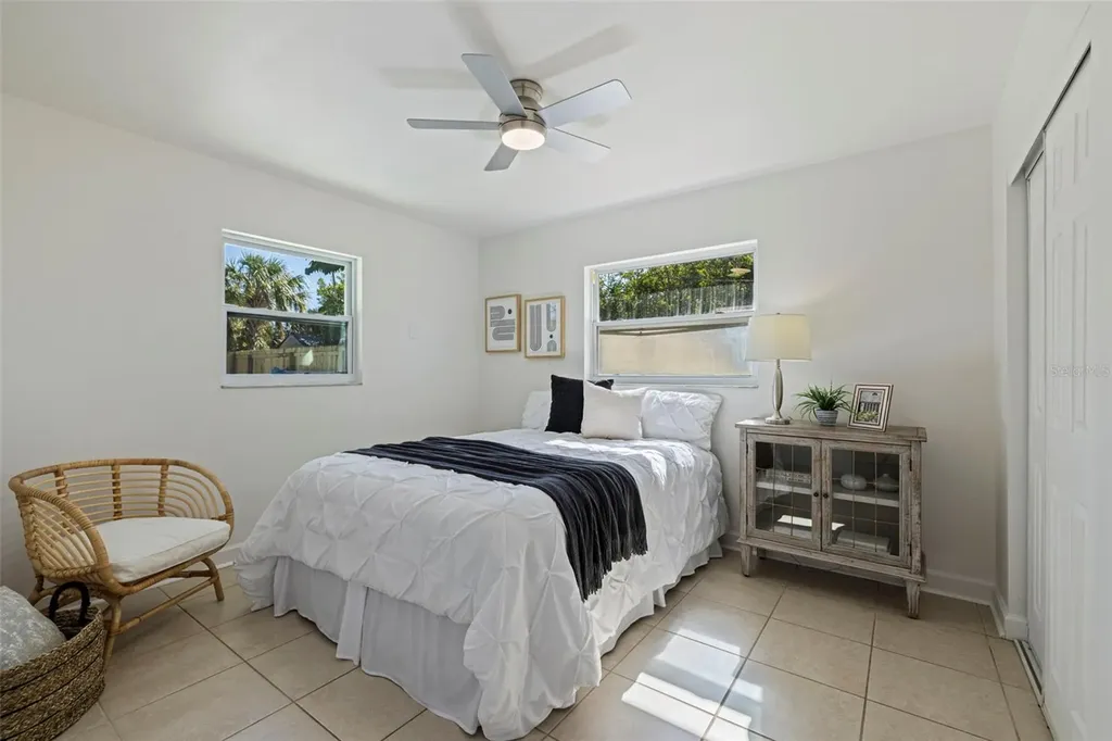 656 59th Street S St Petersburg FL 33707