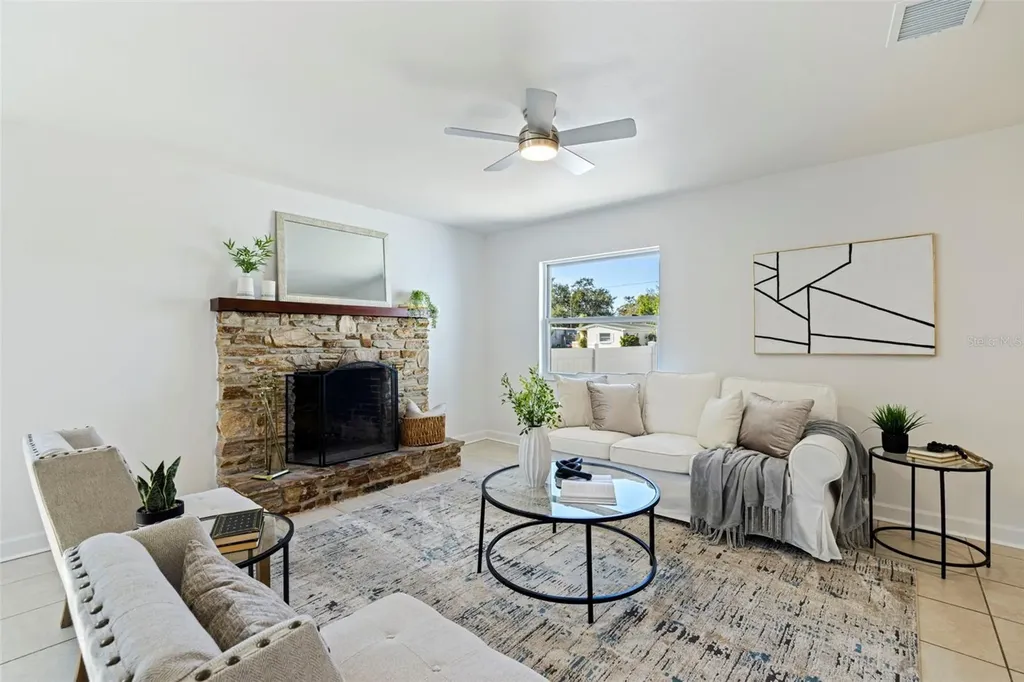 656 59th Street S St Petersburg FL 33707
