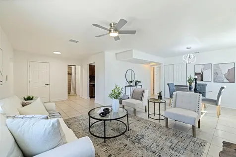 656 59th Street S St Petersburg FL 33707