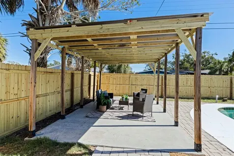 656 59th Street S St Petersburg FL 33707