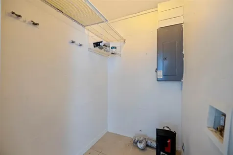 656 59th Street S St Petersburg FL 33707