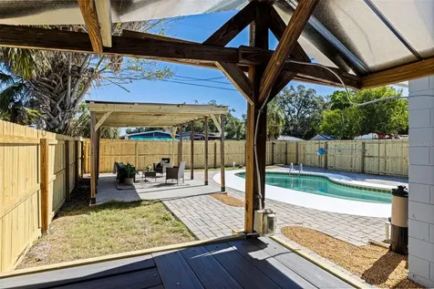 656 59th Street S St Petersburg FL 33707