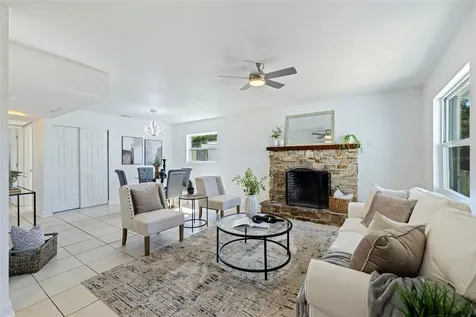 656 59th Street S St Petersburg FL 33707
