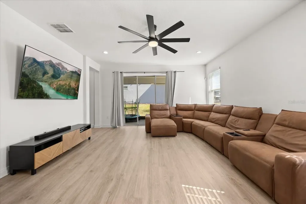 4484 Lions Gate Avenue Clermont FL 34711