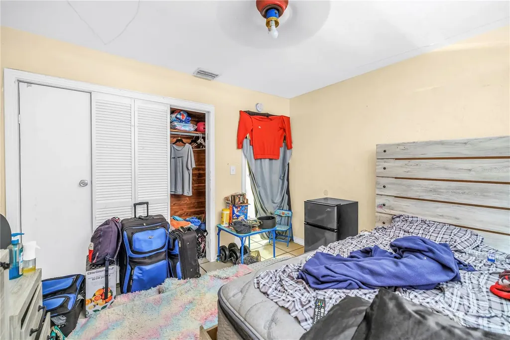 901 12th Street S St Petersburg FL 33712