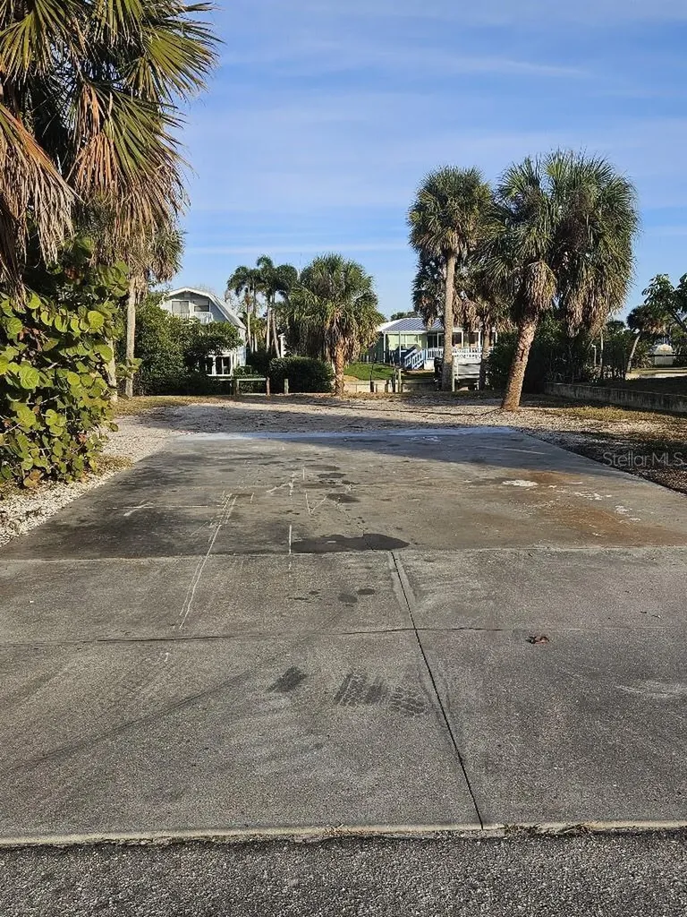 251 Winson Avenue Englewood FL 34223