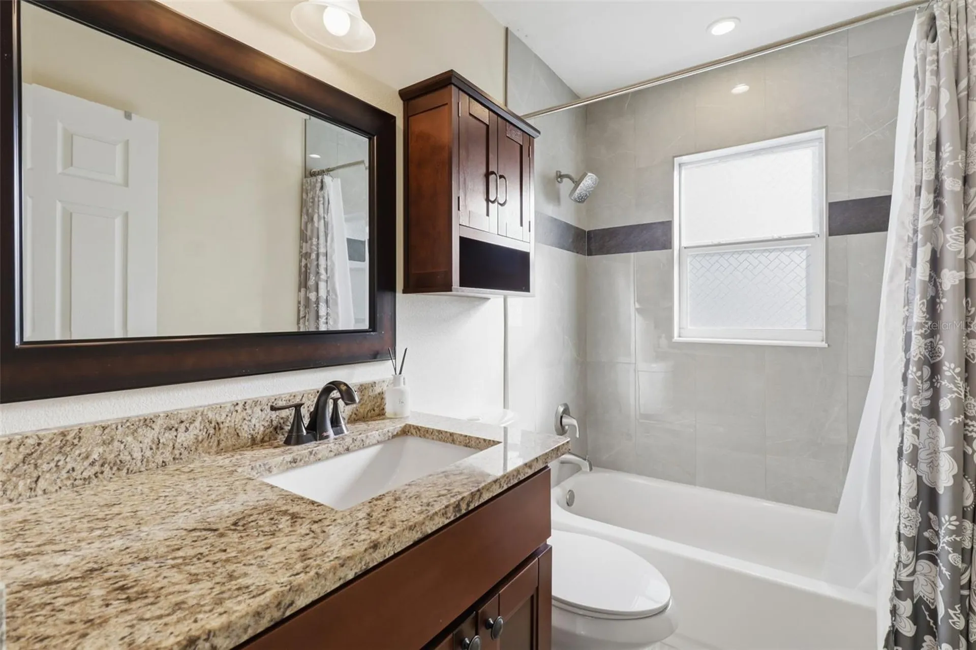 2551 Casilla Way S St Petersburg FL 33712