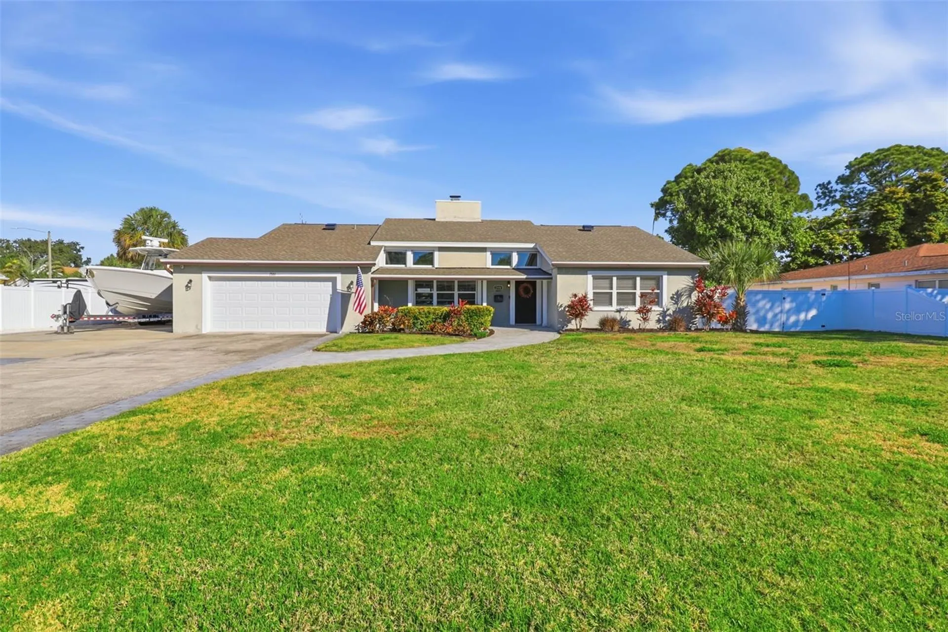 2551 Casilla Way S St Petersburg FL 33712