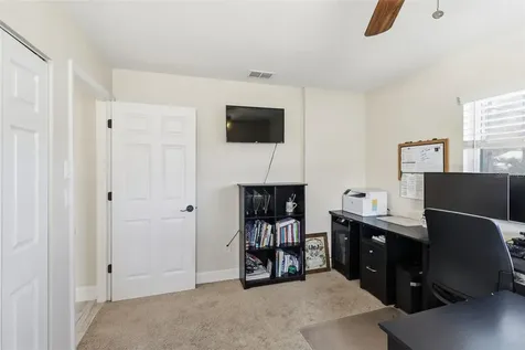 2551 Casilla Way S St Petersburg FL 33712
