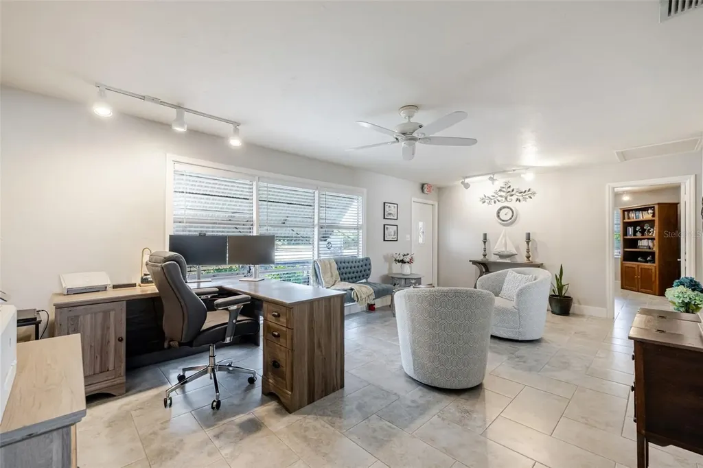 164 Pondella Road North Fort Myers FL 33903