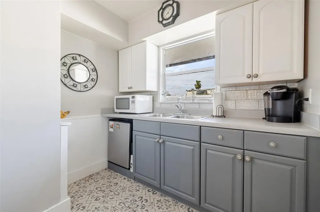 164 Pondella Road North Fort Myers FL 33903