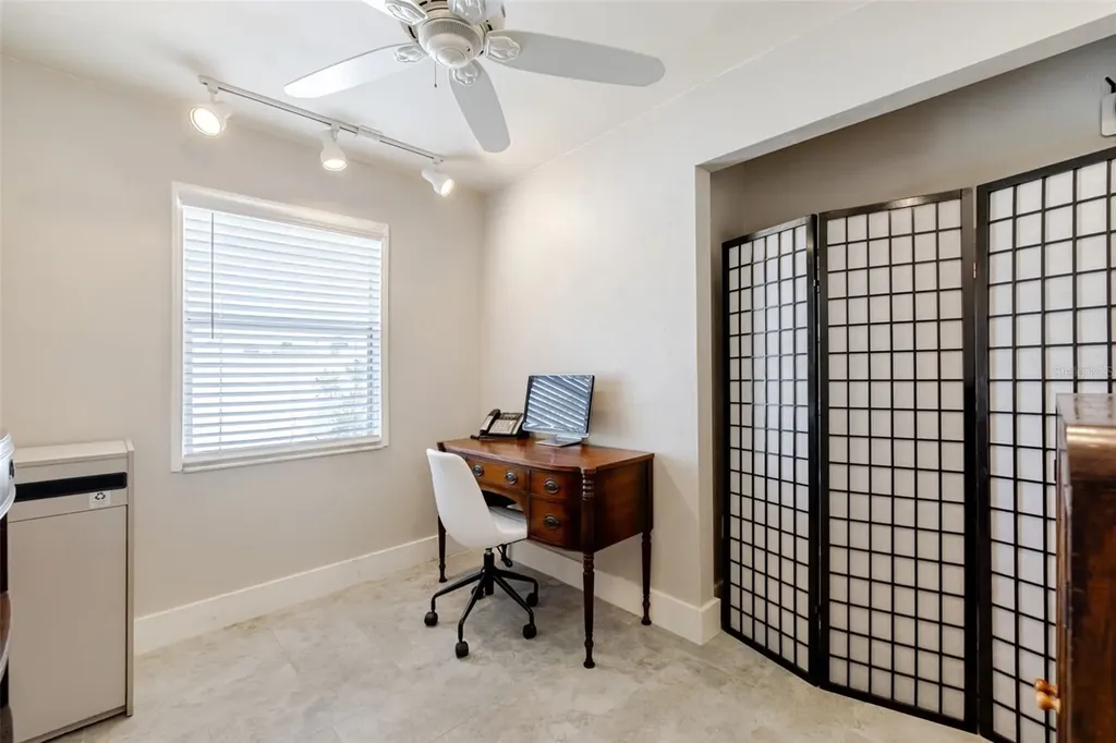 164 Pondella Road North Fort Myers FL 33903