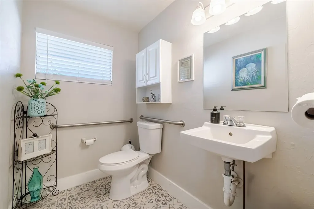 164 Pondella Road North Fort Myers FL 33903