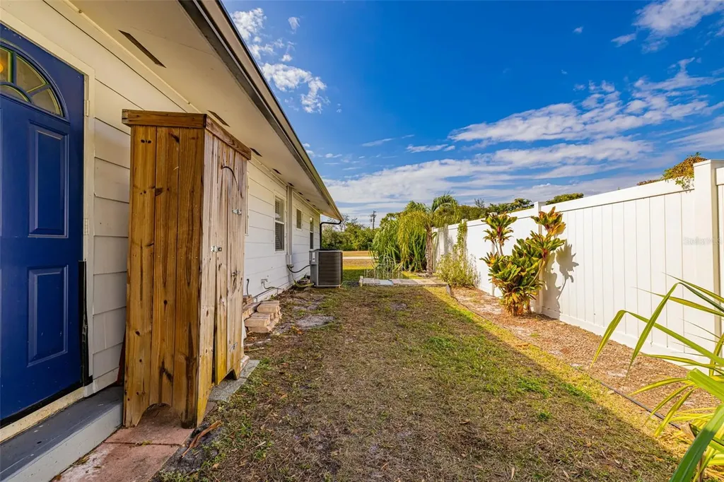 164 Pondella Road North Fort Myers FL 33903