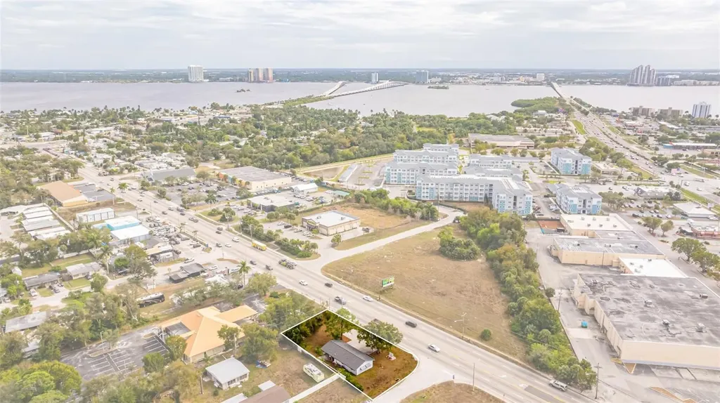 164 Pondella Road North Fort Myers FL 33903