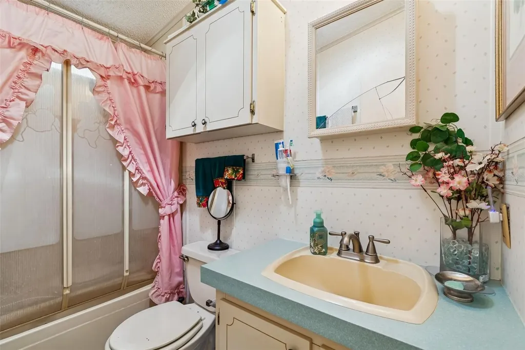 36801 Judee Drive Zephyrhills FL 33541