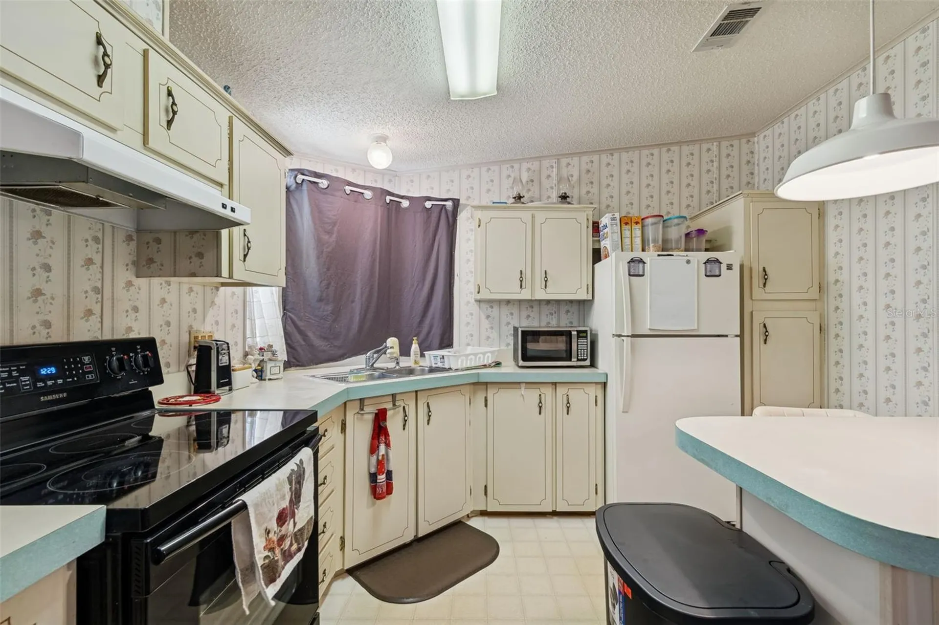36801 Judee Drive Zephyrhills FL 33541