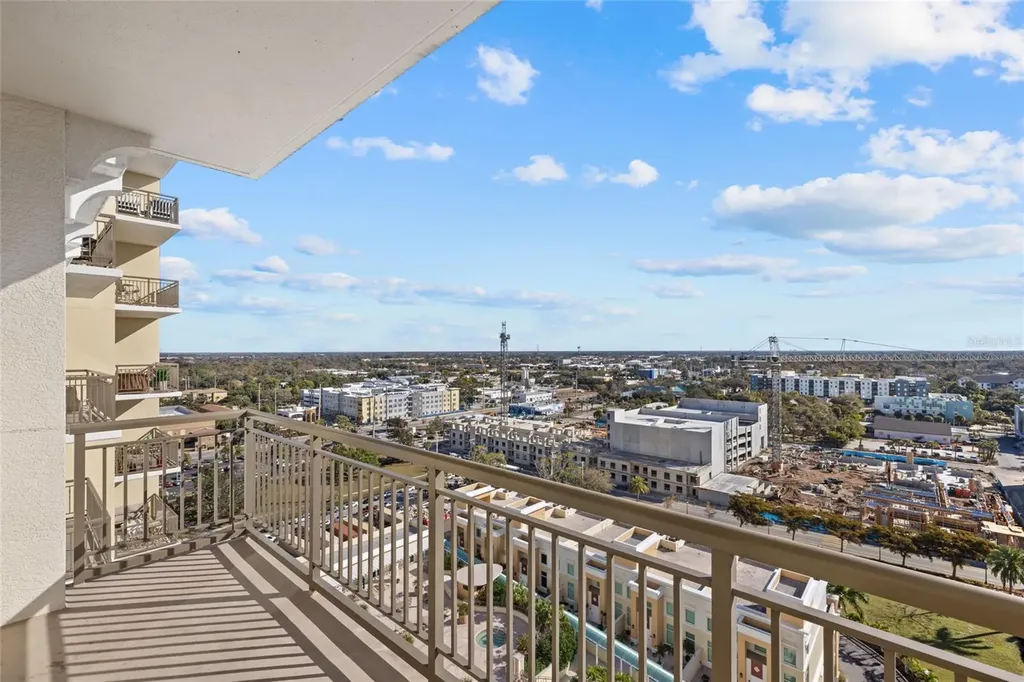 800 N Tamiami Trail Sarasota FL 34236