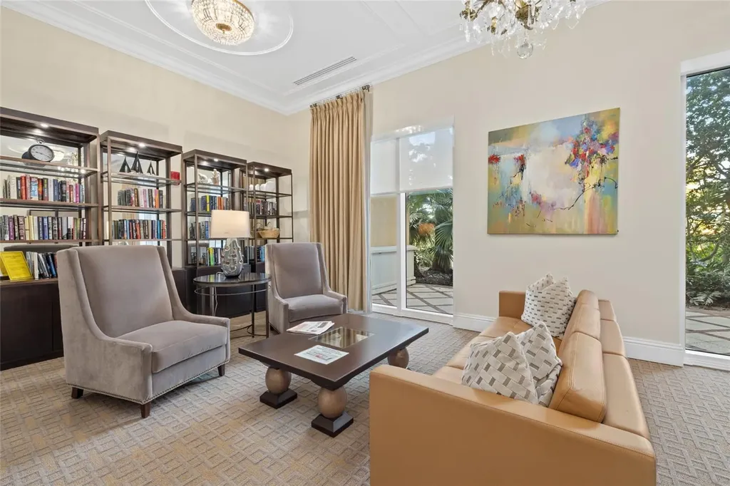 800 N Tamiami Trail Sarasota FL 34236
