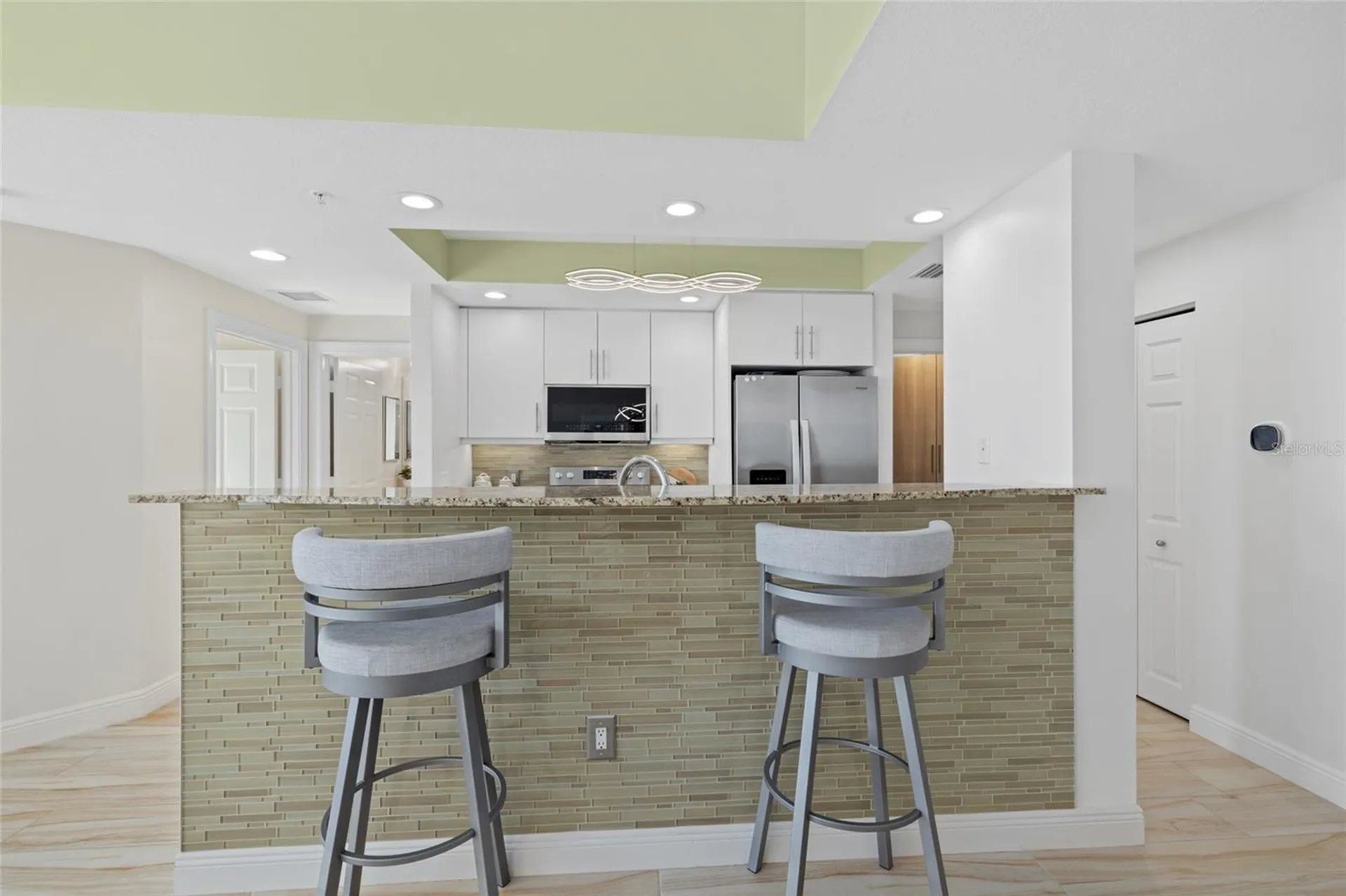 800 N Tamiami Trail Sarasota FL 34236