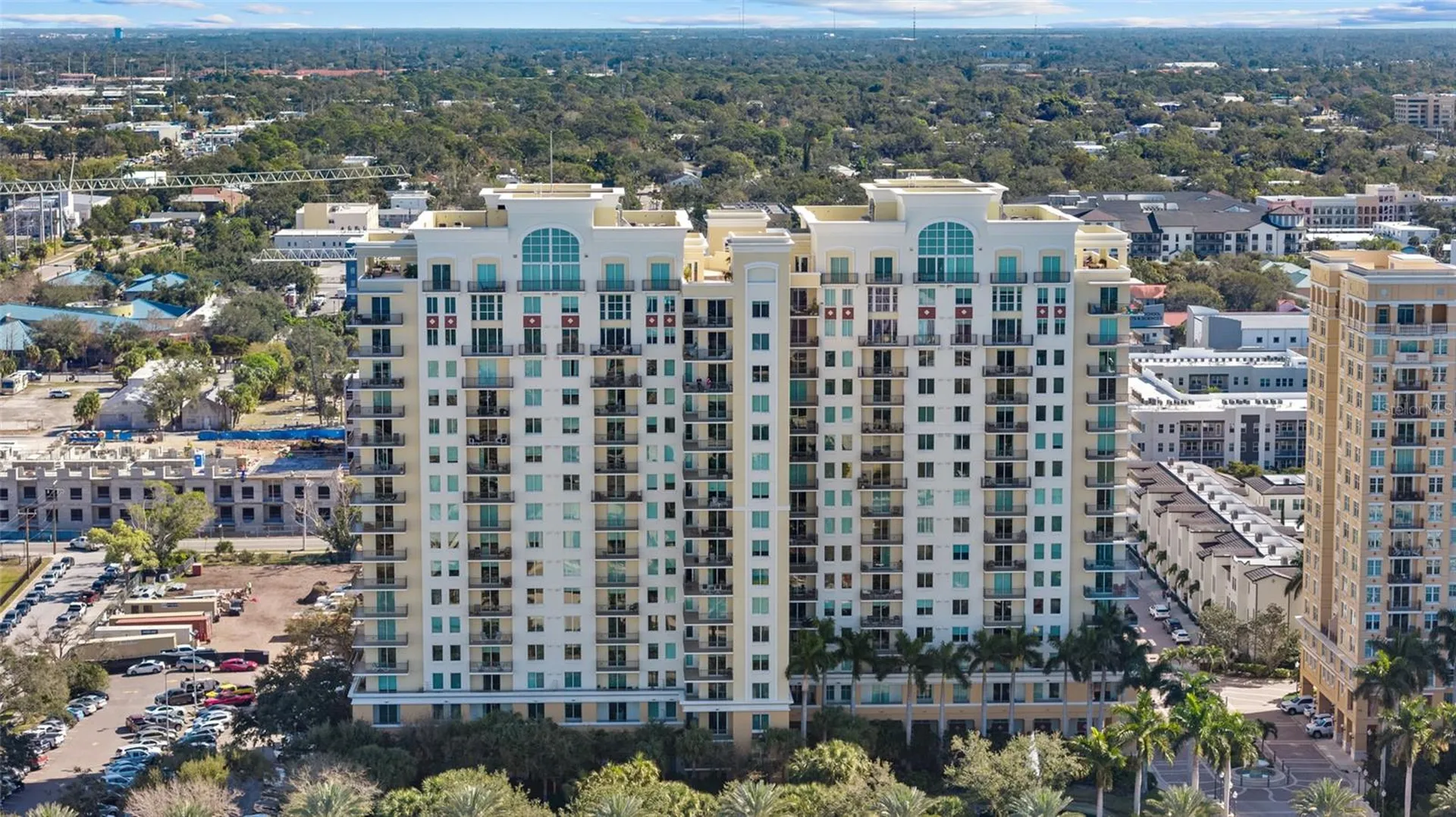 800 N Tamiami Trail Sarasota FL 34236