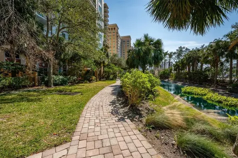 800 N Tamiami Trail Sarasota FL 34236