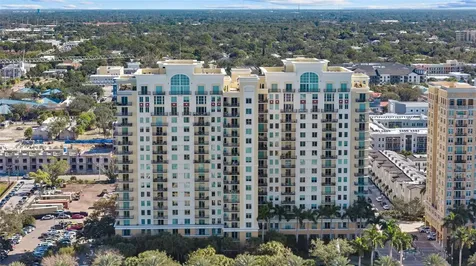 800 N Tamiami Trail Sarasota FL 34236