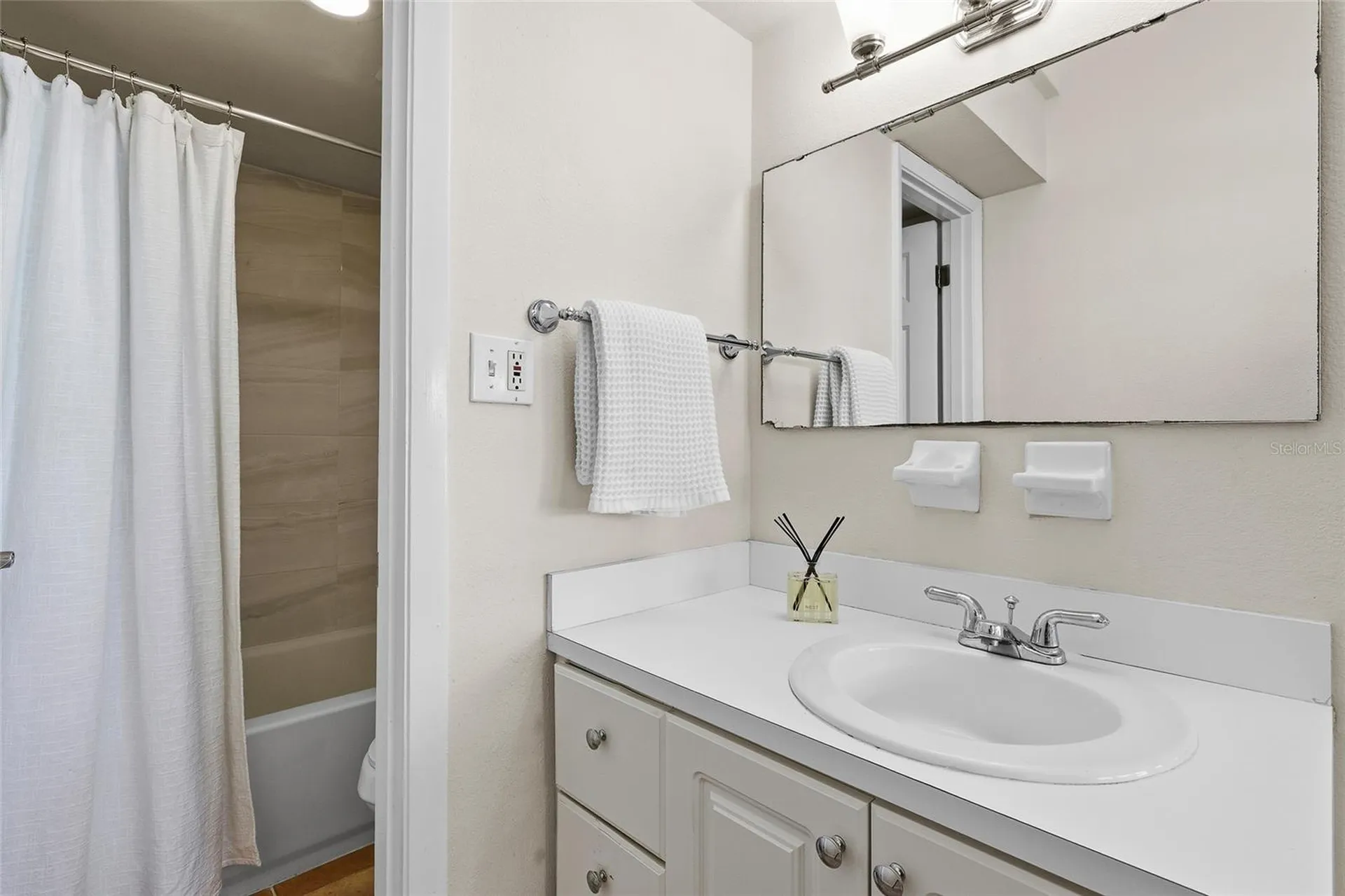 4849 Saxon Drive New Smyrna Beach FL 32169