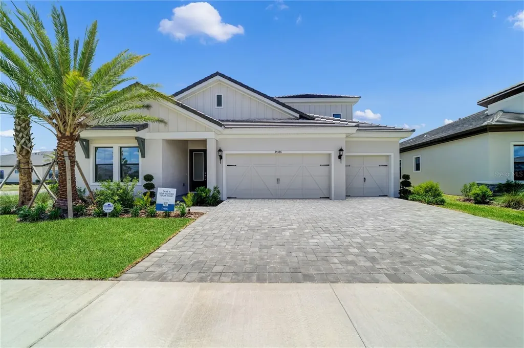35576 Big Hawk Drive Zephyrhills FL 33541