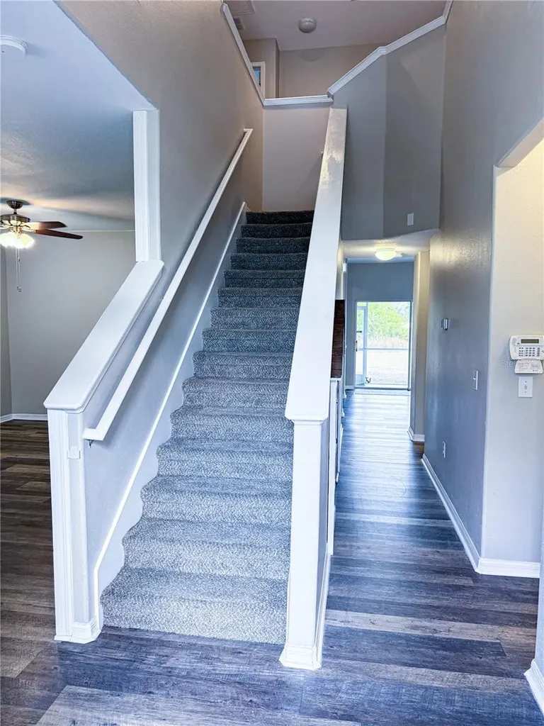 909 Meadow Glade Drive Ruskin FL 33570