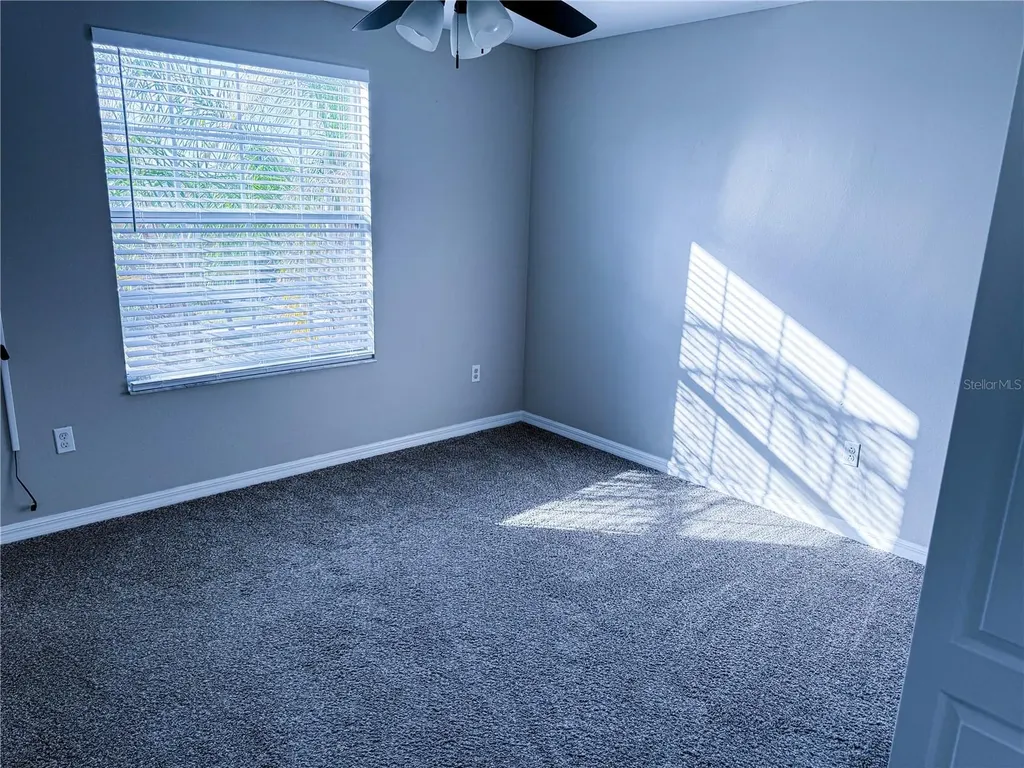 909 Meadow Glade Drive Ruskin FL 33570