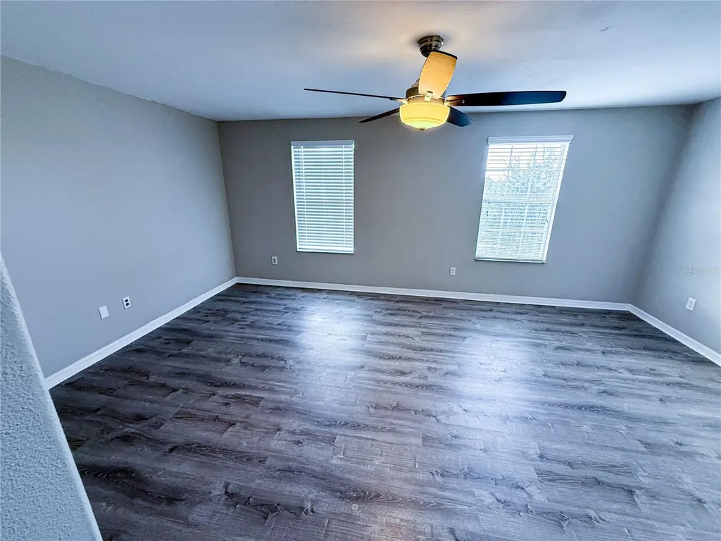 909 Meadow Glade Drive Ruskin FL 33570