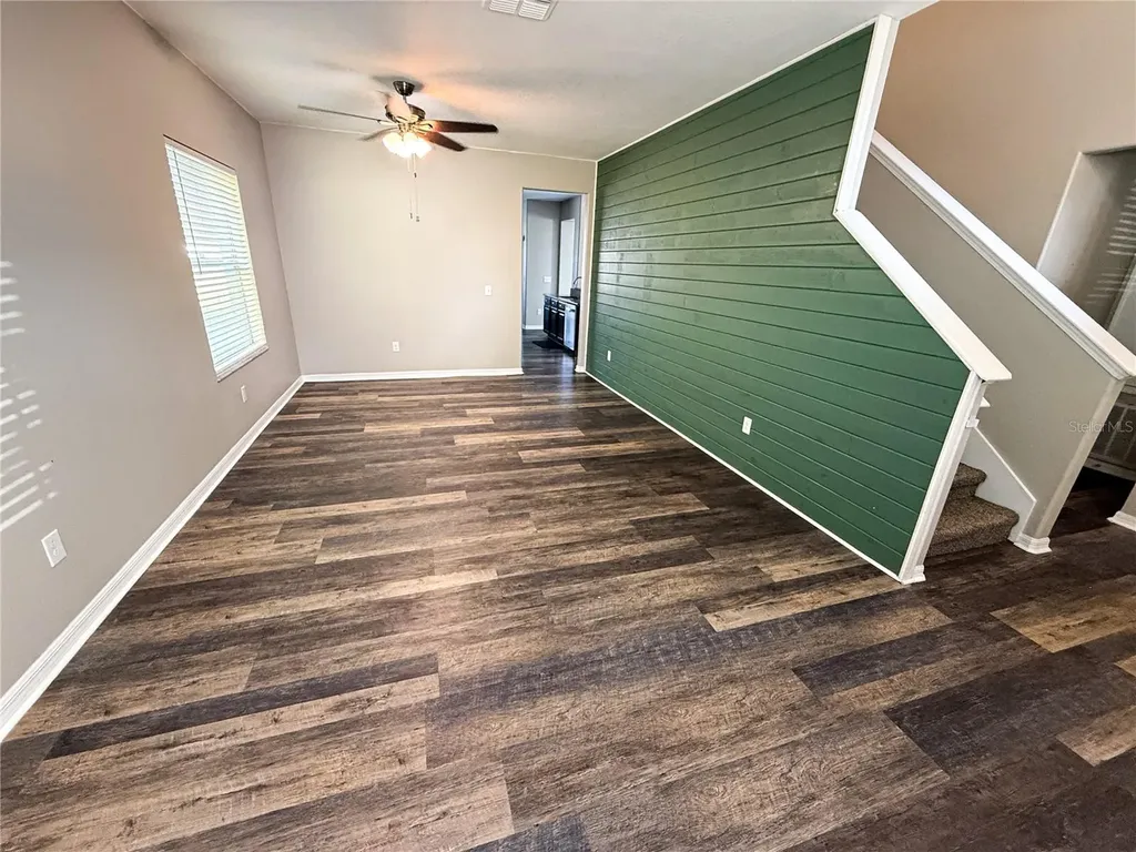 909 Meadow Glade Drive Ruskin FL 33570