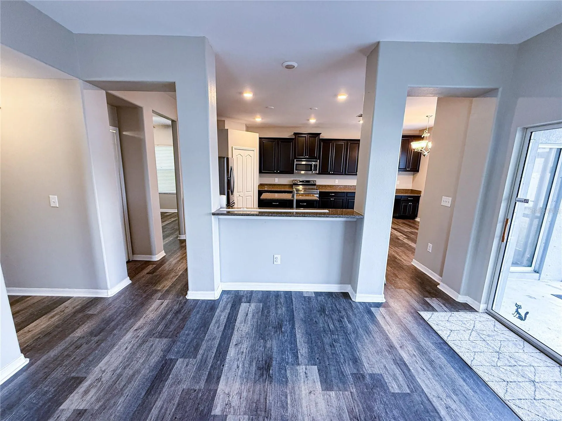 909 Meadow Glade Drive Ruskin FL 33570