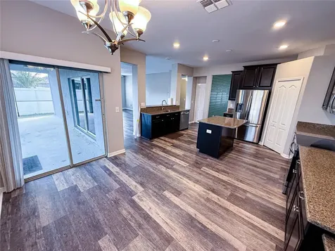 909 Meadow Glade Drive Ruskin FL 33570
