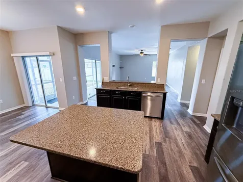 909 Meadow Glade Drive Ruskin FL 33570