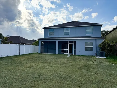 909 Meadow Glade Drive Ruskin FL 33570