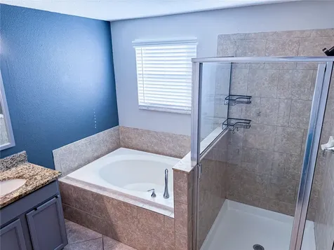 909 Meadow Glade Drive Ruskin FL 33570