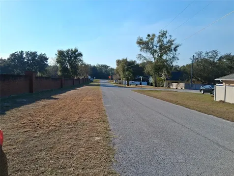 Mulberry Street Groveland FL 34736