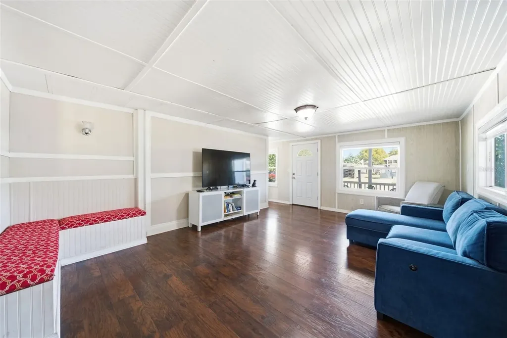 3006 Horse Shoe Court Orlando FL 32822