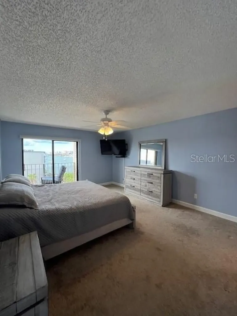 650 Island Way Clearwater Beach FL 33767