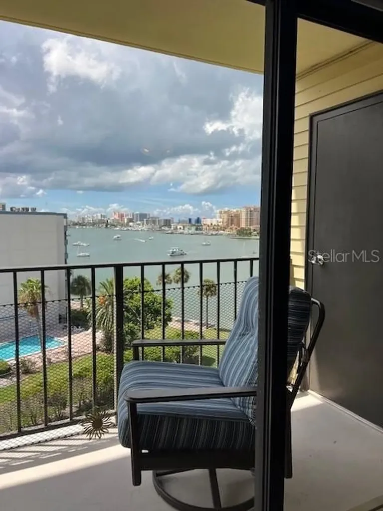650 Island Way Clearwater Beach FL 33767