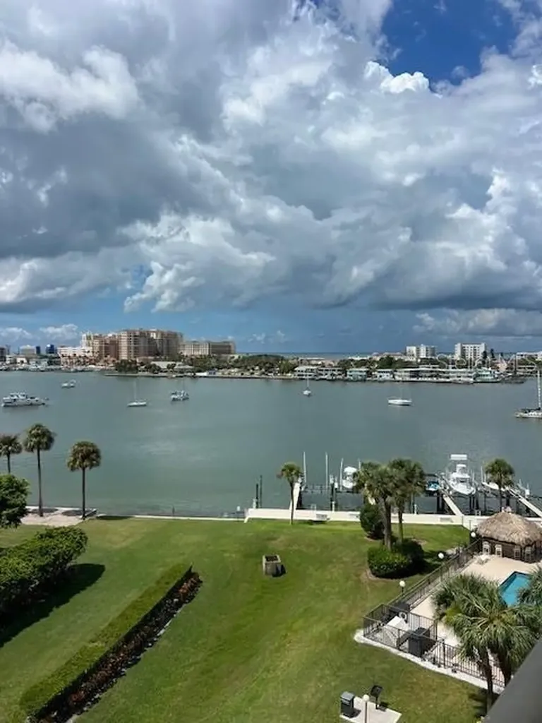 650 Island Way Clearwater Beach FL 33767