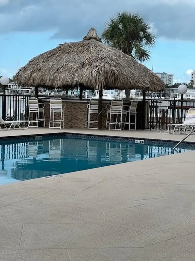 650 Island Way Clearwater Beach FL 33767