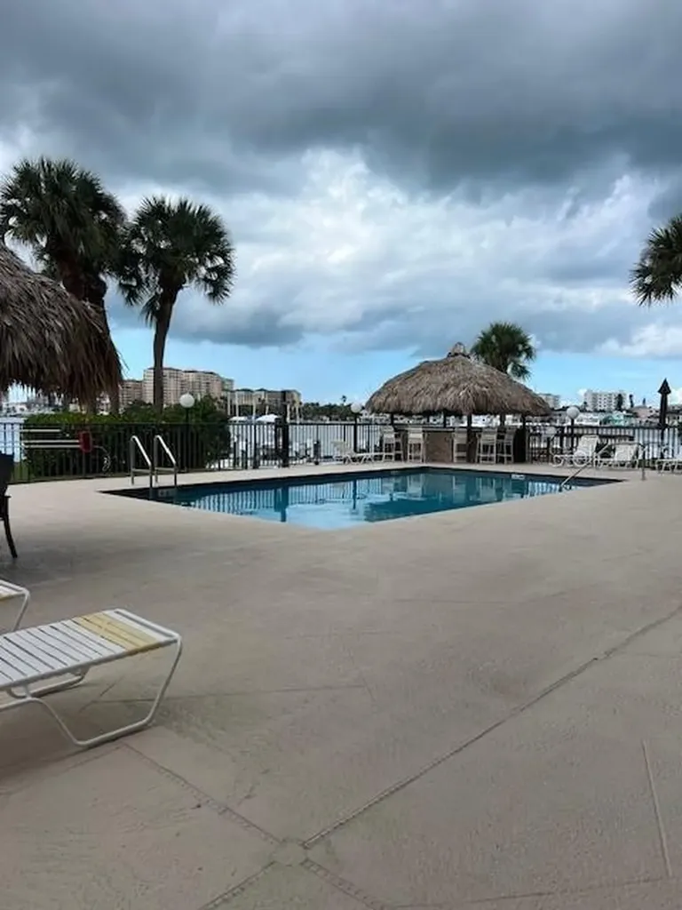 650 Island Way Clearwater Beach FL 33767