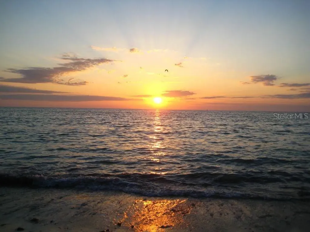 650 Island Way Clearwater Beach FL 33767