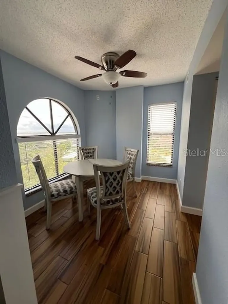 650 Island Way Clearwater Beach FL 33767