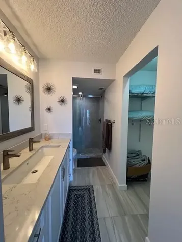 650 Island Way Clearwater Beach FL 33767