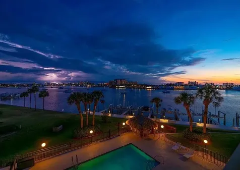 650 Island Way Clearwater Beach FL 33767